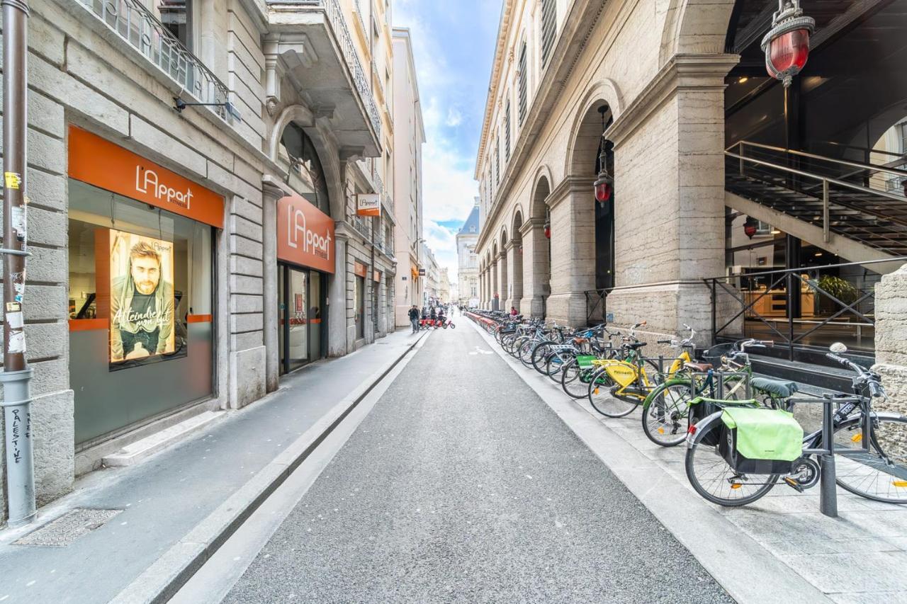 Les Suites De L'Opera - Apartment Ella For 4 People Lyon Exteriör bild